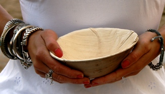 Woman holding Hampi plate