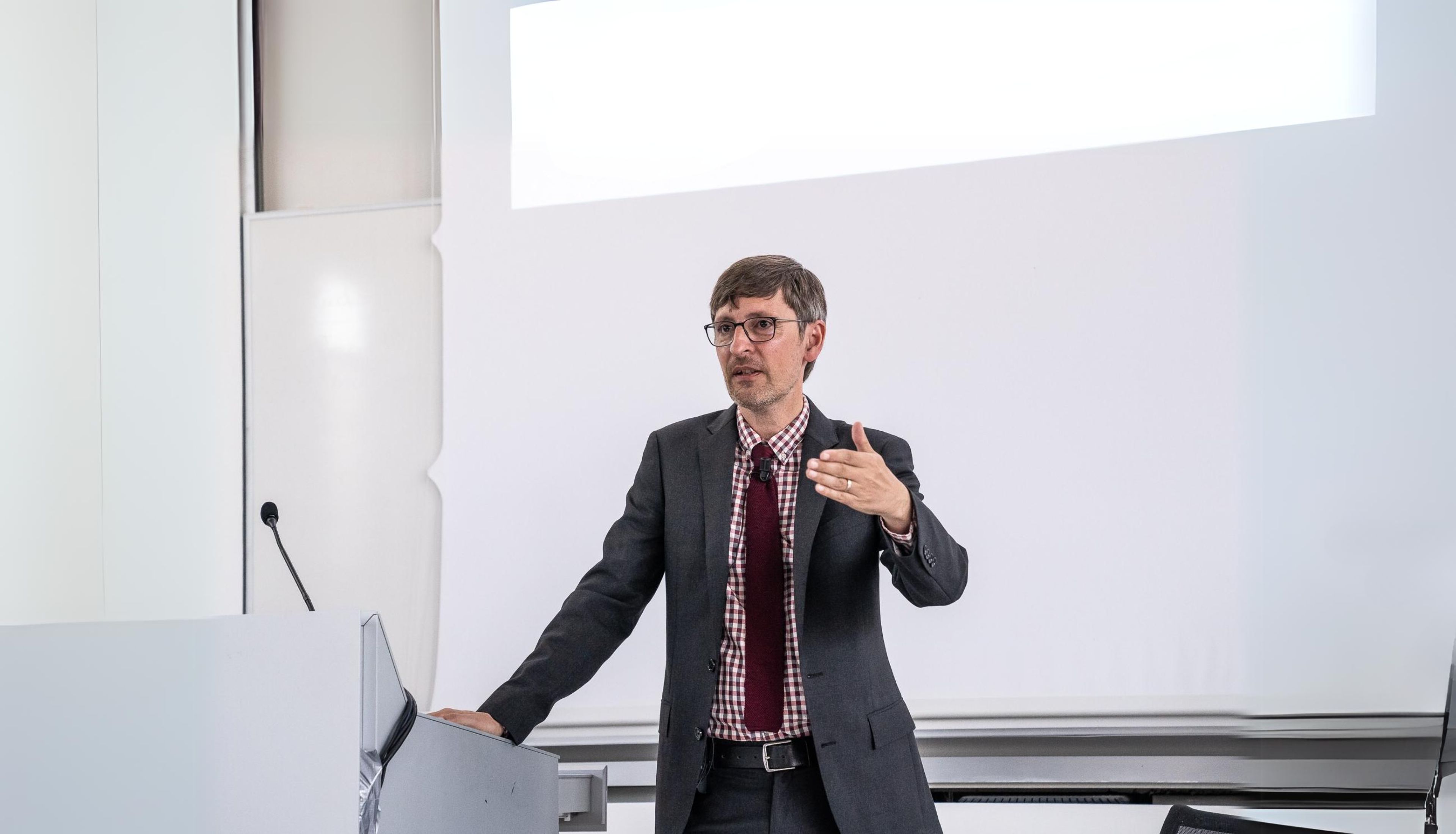 Luca Trevisan, a beautiful mind Università Bocconi