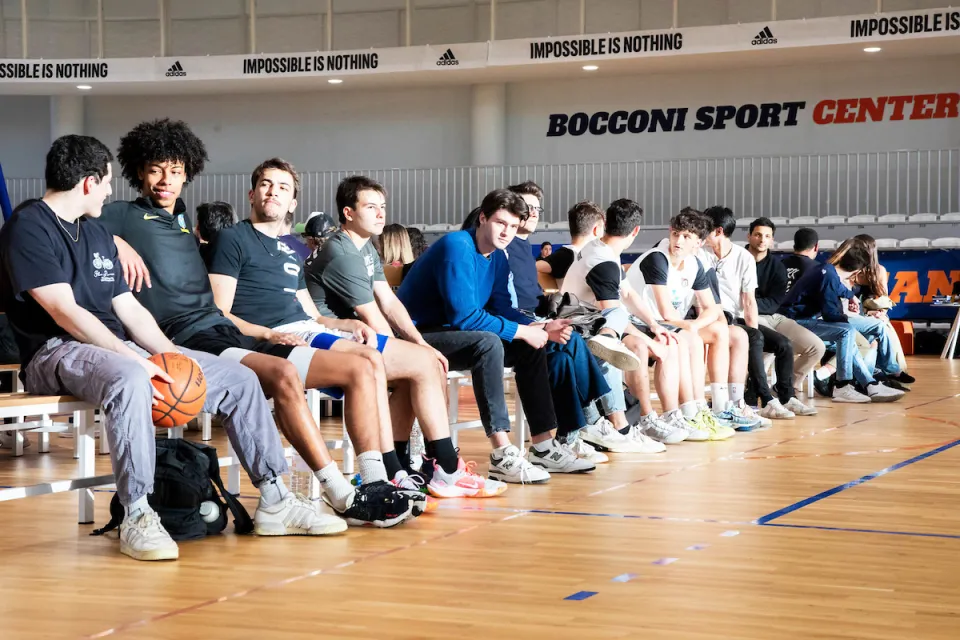 Students taking a break at the Bocconi Sport Center.