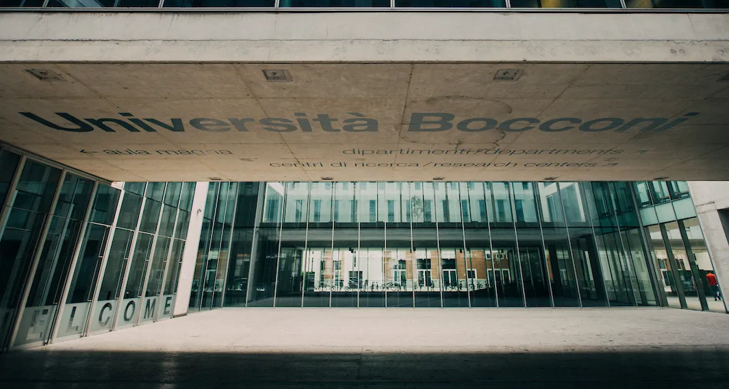 Bocconi edificio via Roentgen